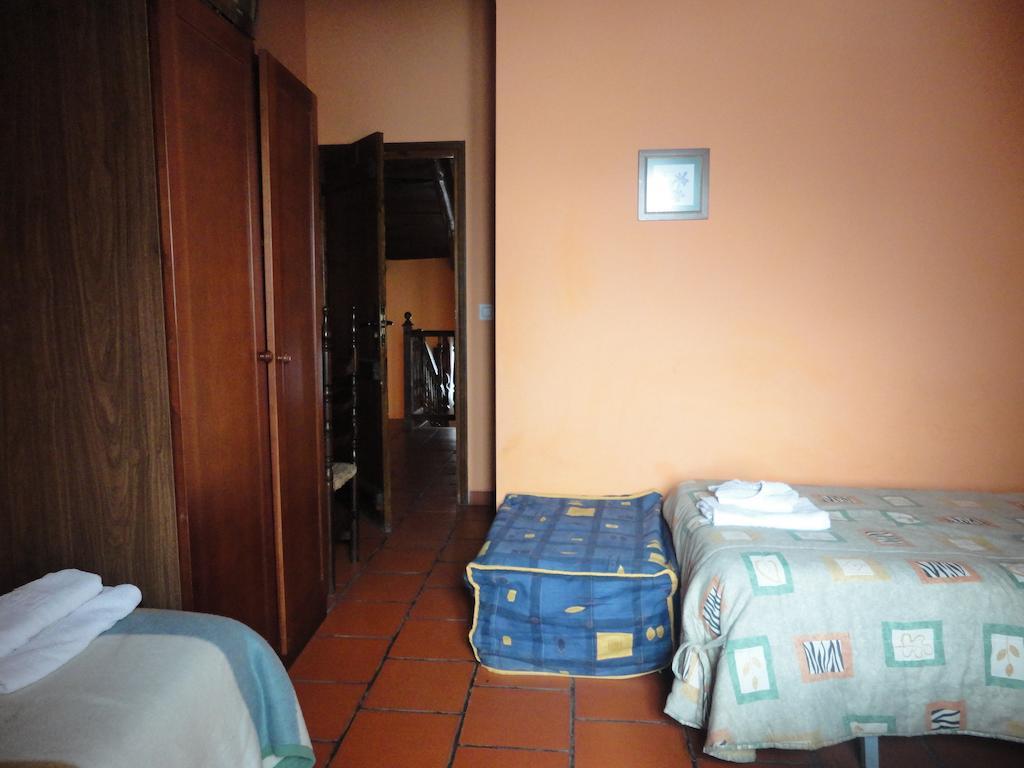 Hostal Venta Liara Allepuz Bagian luar foto
