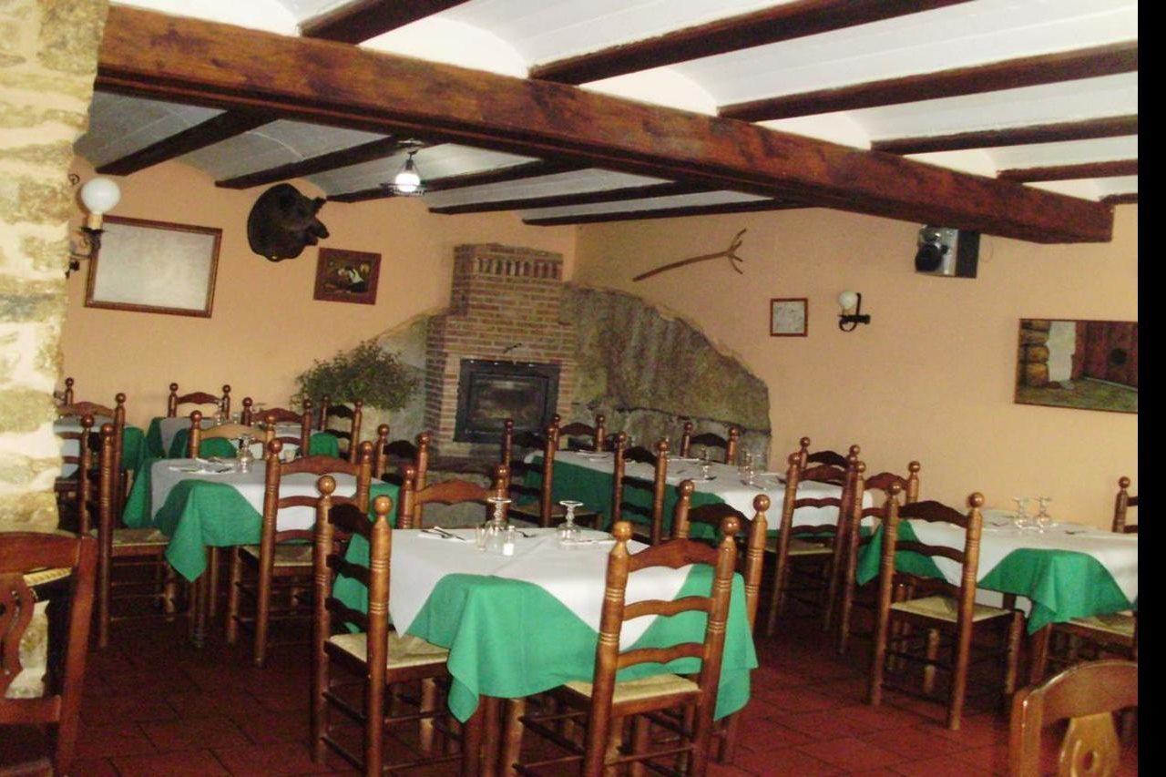 Hostal Venta Liara Allepuz Bagian luar foto
